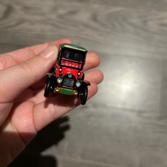 Disney Red and Green Vintage Toy Car disneyland mainstreet vehicle - Picture 3 of 6